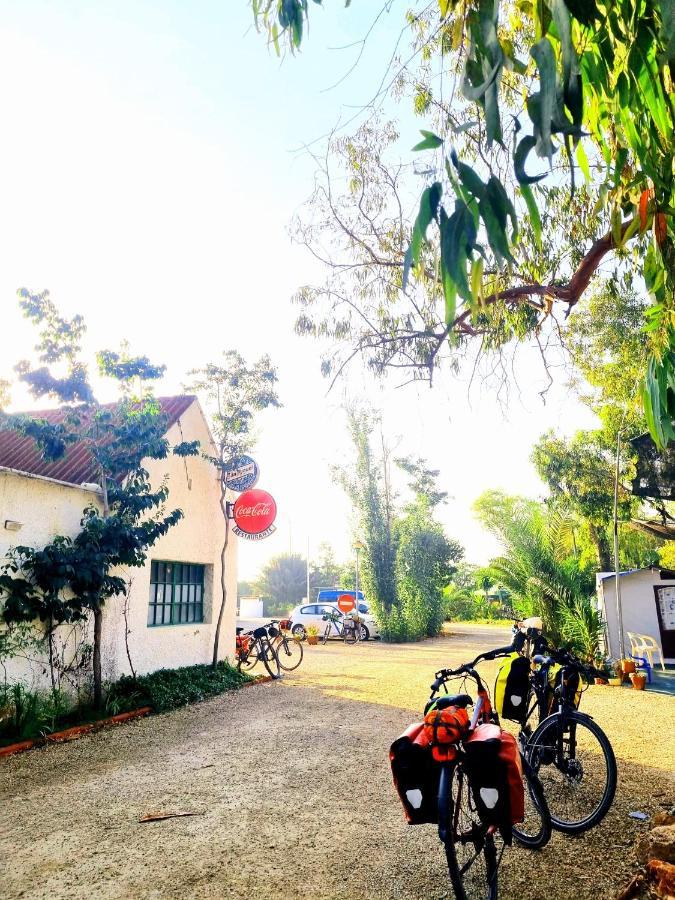 Camping La Naranja Hotel กันดิอา ภายนอก รูปภาพ